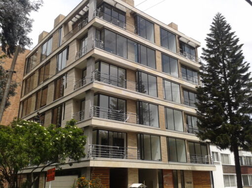 Edificio Esquina del parque